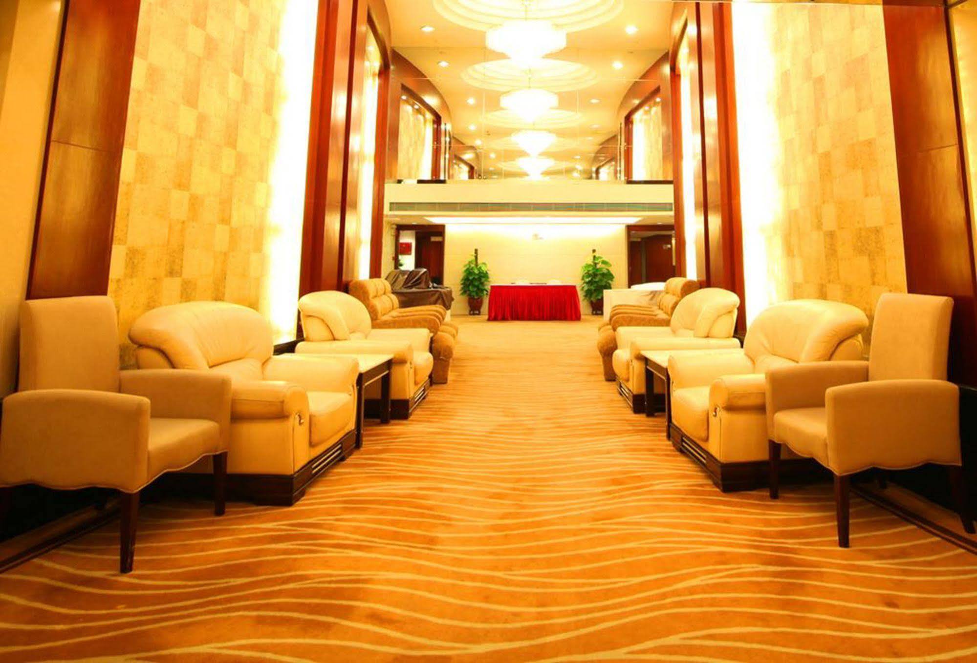 Shenzhen Luohu Century Plaza Hotel Exteriér fotografie